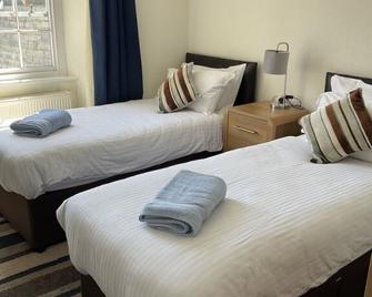No 52 bed and breakfast - Helston - Bedroom