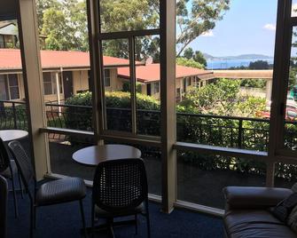 Waterview Gosford Motor Inn - Gosford - Balcony