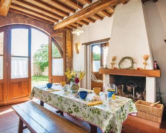 Schivanoia 2 - Bagno Vignoni - Dining room