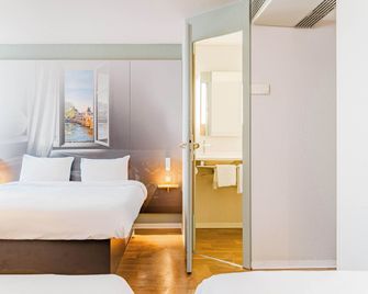B&B HOTEL Chatellerault - Châtellerault