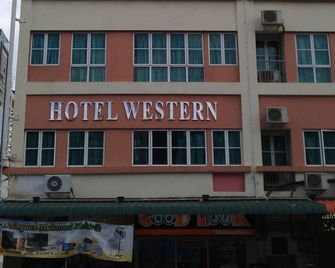 Hotel Western - Sandakan - Building