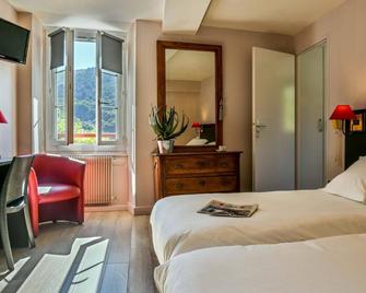 Logis Hôtel du Chêne - Itxassou - Schlafzimmer