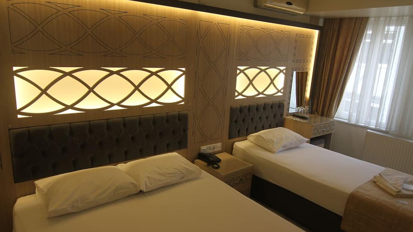 Grand Liza Hotel