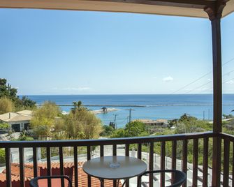 Corali Hotel - Kymi - Balcón