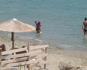Romantic Beach Studio, Agios Sostis, Tinos - Tinos - Strand
