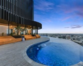 Stylish Resort Living In Cbd - Brisbane - Pool