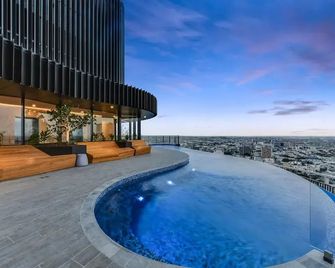 Stylish Resort Living In Cbd - Brisbane - Piscine
