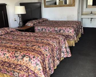 Glen Rose Inn and Suites - Glen Rose - Bedroom