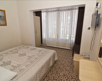 Ozgun Otel - Amasra - Bedroom
