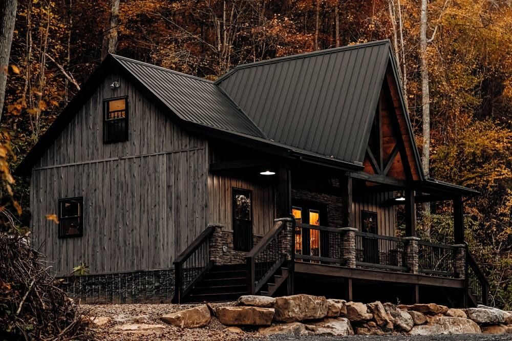 Modern-Rustic, Secluded Cabin w/ Clarion River Frontage, Borders National Forest