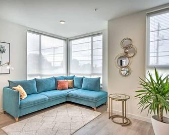 Stylish Townhome in Ballard - Seattle - Living room