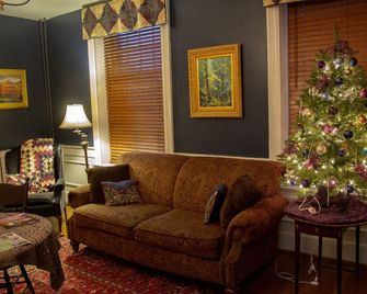 Inn at Lincoln Square - Gettysburg - Wohnzimmer