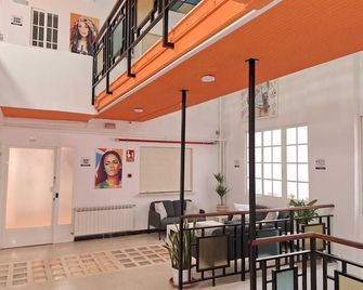 Arc House Granada - Granada - Recepción