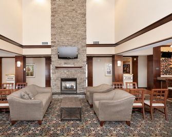 Staybridge Suites Akron-Stow-Cuyahoga Falls By IHG - Stow - Edificio