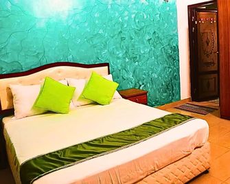 Ared Villa - Katunayake - Schlafzimmer