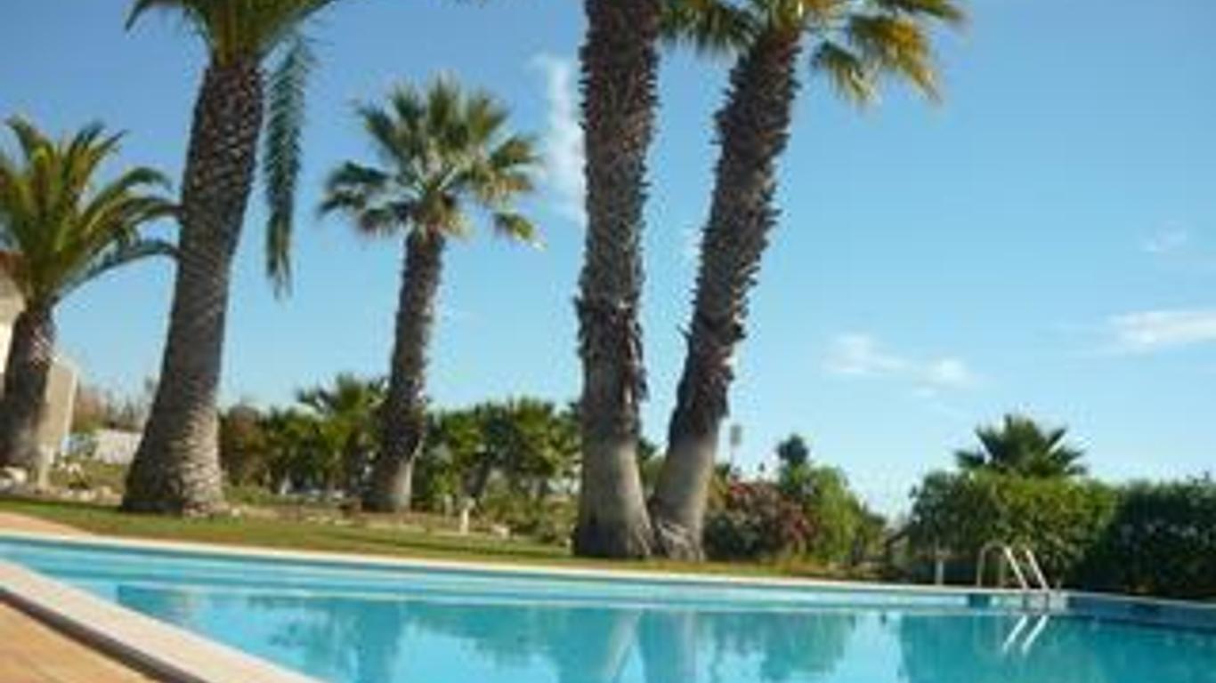 Praia Da Lota Resort - Hotel