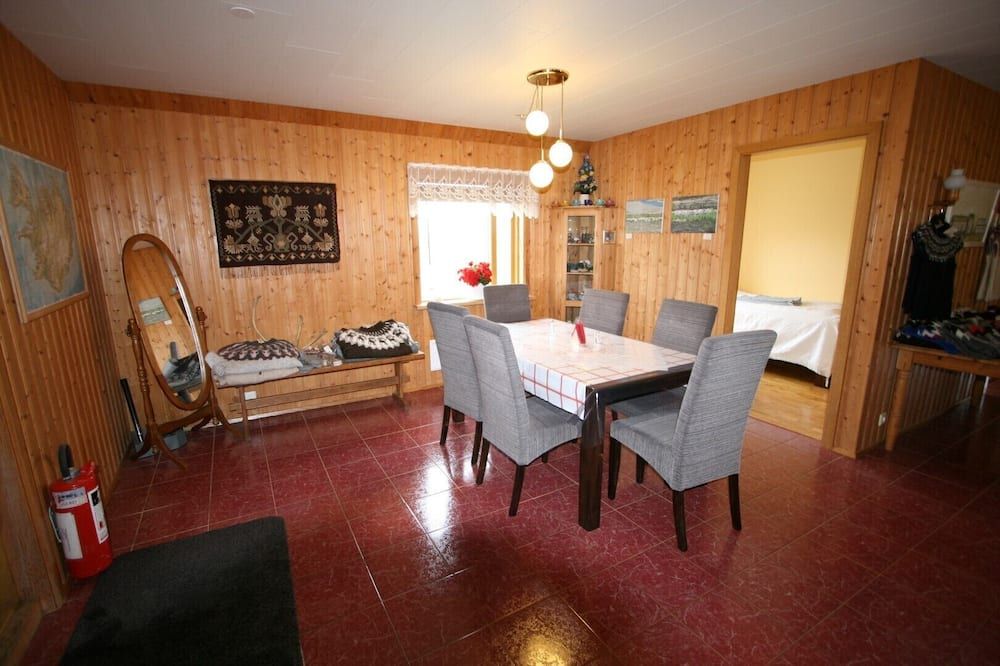 Skarð - Fáskrúðsfjörður - Salle à manger