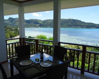 Sailfish Beach Villas - Anse Boileau - Balkon