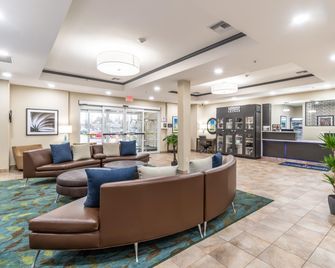 Candlewood Suites Portland-Airport By IHG - פורטלנד - לובי