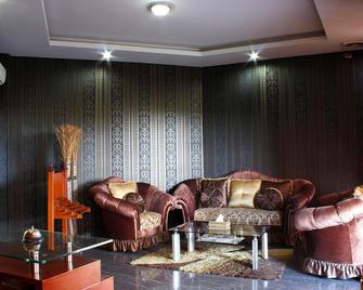 Rizen Premiere Hotel - Bogor