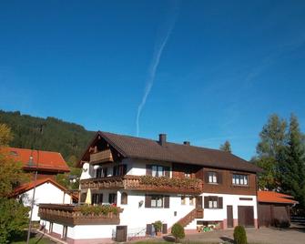 Fantastic apartment with double room for up to 5 people! - Pfronten - Gebäude
