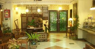 Plaza Maria Luisa Suites Inn - Dumaguete City - Σαλόνι ξενοδοχείου