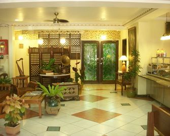 Plaza Maria Luisa Suites Inn - Dumaguete - Ingresso