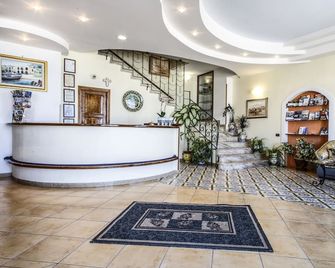 Hotel Cala Marina - Castellammare del Golfo - Hall
