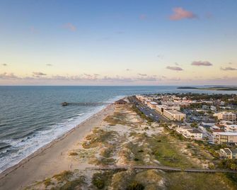 Brass Rail 206 - Tybee Island - Strand