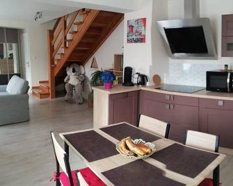 Gite De Rarounette Au Coeur Des Vosges - Celles-sur-Plaine - Comedor