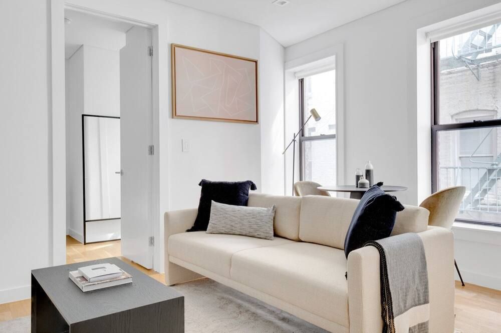 Lovely Little Italy 1BR w/ W/D, walk to SoHo, by Blueground - Nueva York - Sala de estar