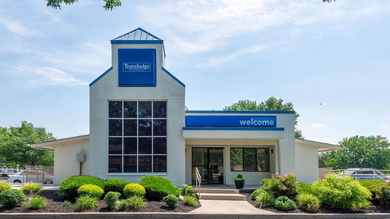 Travelodge by Wyndham Essington / Philadelphia Airport