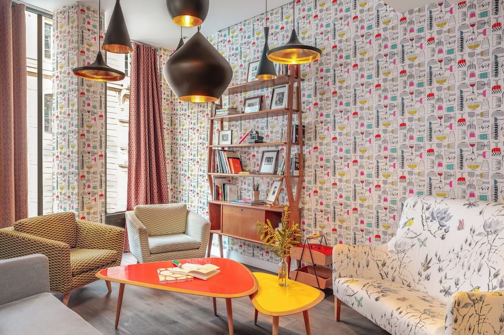 فندق كرايون روج