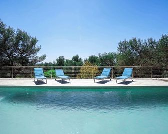 Villa - Saint-Marc-Jaumegarde - Piscina