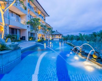 Seres Springs Resort & Spa - אובוד - בריכה