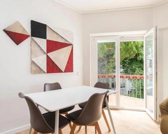 Parede Apartment 2 - Cascais - Dining room