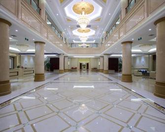 Linyi Blue Horizon International Hotel Yi He - Linyi - Lobby