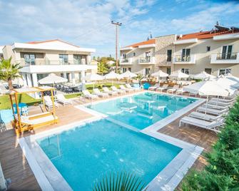 Lagaria Luxury Rooms & Apartments - Asprovalta - Pool