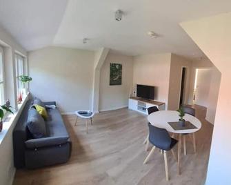 Pferdeparadies Untergrünhagen - Bad Fallingbostel - Wohnzimmer