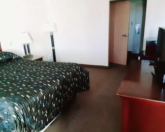The Vegas Motel - Minot - Bedroom