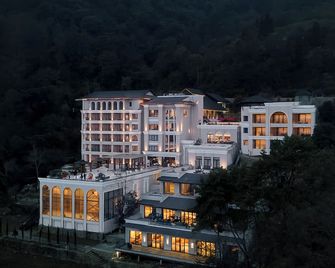 Bhangeri Durbar Resort - Nagarkot - Building