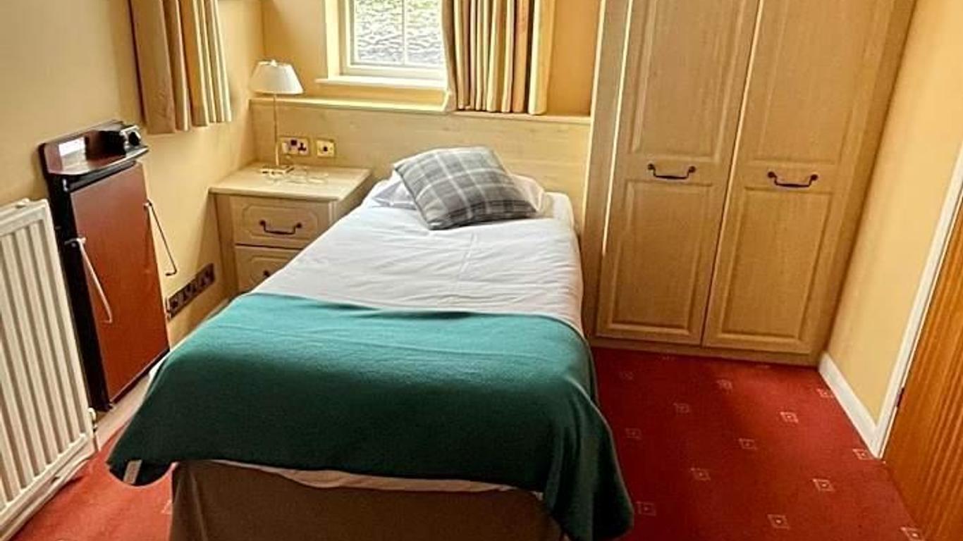 Donington Manor Hotel