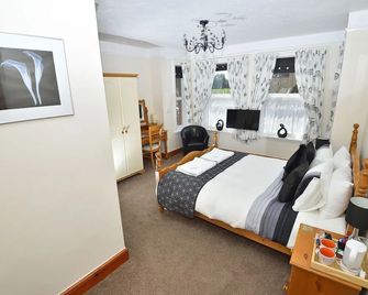 Home from Home Guesthouse - Leiston - Bedroom