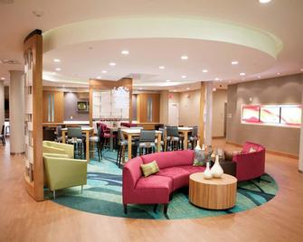 SpringHill Suites by Marriott Wichita Airport - Wichita - Lobby