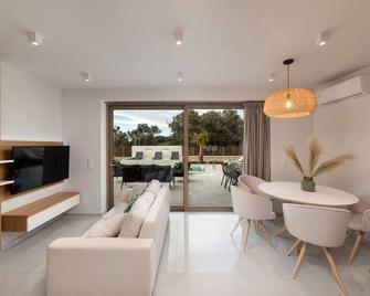 Villa Silentium Olia by PosarelliVillas - Argyroupoli - Living room