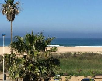 Hotel Playa Conil - Beachfront Studios & Suites - Conil de la Frontera - Playa