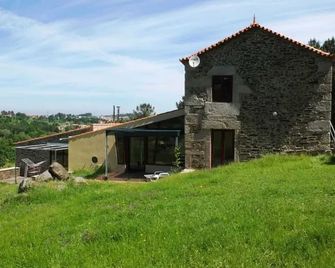 Spacious House in Seia with Stunning Mountain Views, 150 m² - Seia - Bâtiment