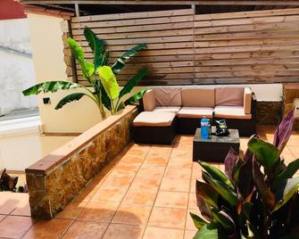 Casa con vistas al mar y piscina privada - Lloret de Mar - Patio