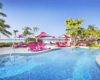 O2 Beach Club And Spa - Bridgetown - Piscina