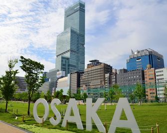 Toyoko Inn Osaka Abeno Tennoji - Osaka - Vista del exterior